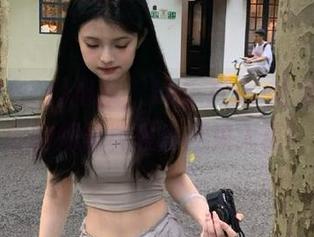 抱歉，155.7fun的免费瓜让你的烦恼真是小巫见大巫！