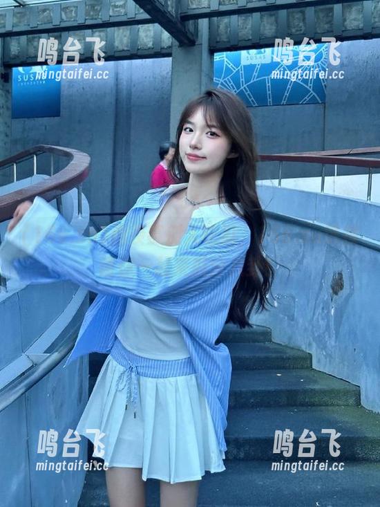 别羡慕别人吃瓜，166.su链接请你一起来瓜分八卦！