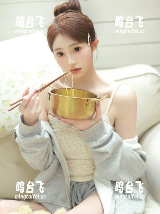 在17c登录，掌握最新黑料，感觉自己快成八卦大师了！