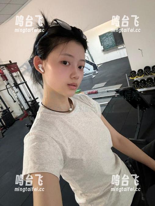 观看一场高潮迭起的瓜坛秀，355.fun小剧场开演啦！