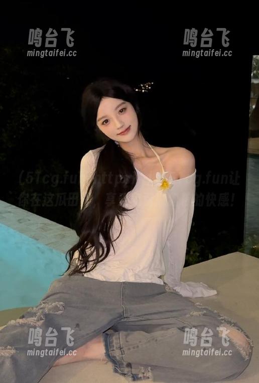 https冫丿丿51cg.fun让你在这瓜田里，享受免费撒狗粮的快感！