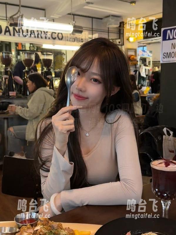 51吃瓜 51吃瓜官网:iOS同胞们,边吃瓜边看新闻,谁说不能两全?