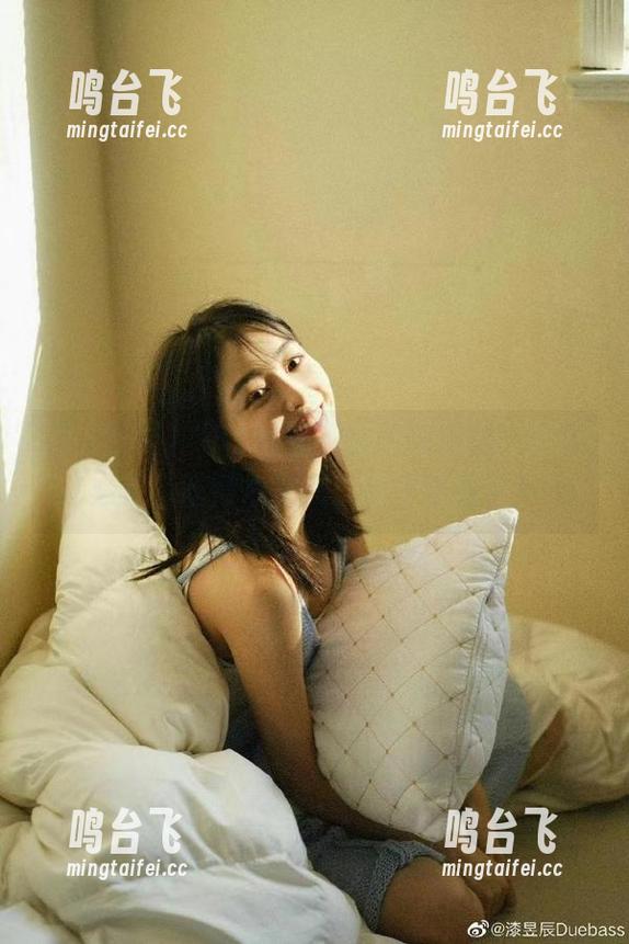 “51吃瓜”的最新消息：今日必吃，吃得心里美，肚子也塌了！