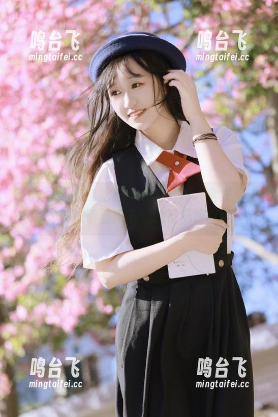 51吃瓜苹果版：黑料全线出击，快来看看瓜农们的奇葩故事！