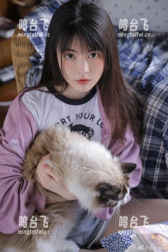 51吃瓜 ios旧用户快看这里!“51吃瓜”app上线啦,别担心,搭伙吃瓜绝对不嫌多!