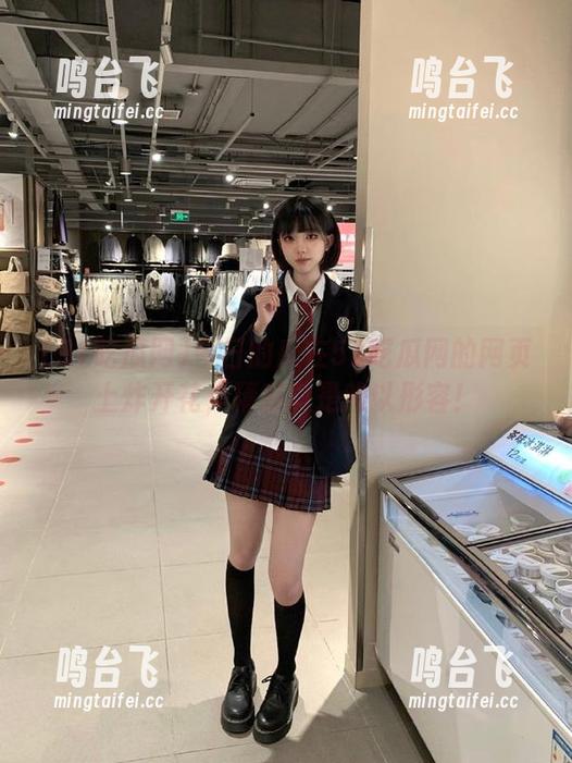 今日的瓜在51吃瓜网的网页上炸开花，精彩真是难以形容！