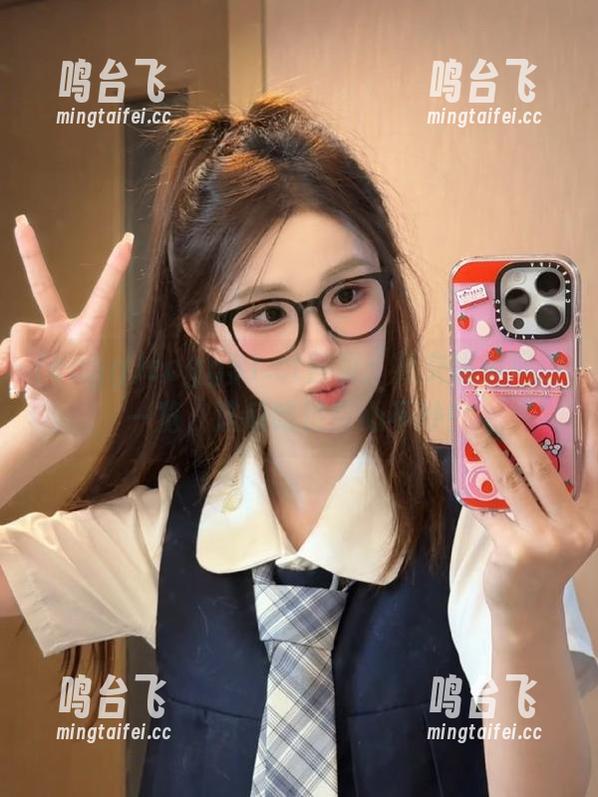 ccgg51.ct首页：社交媒体风波一览，这瓜吃过真心不妙！