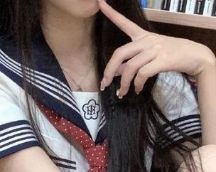 其实生活就像“cgw”app里的瓜，永远惊喜连连，也永远都会让人无语。