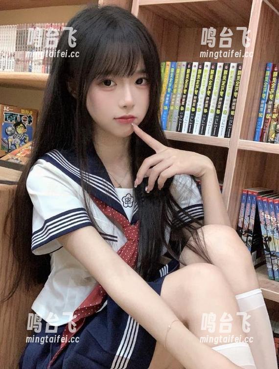 其实生活就像“cgw”app里的瓜，永远惊喜连连，也永远都会让人无语。