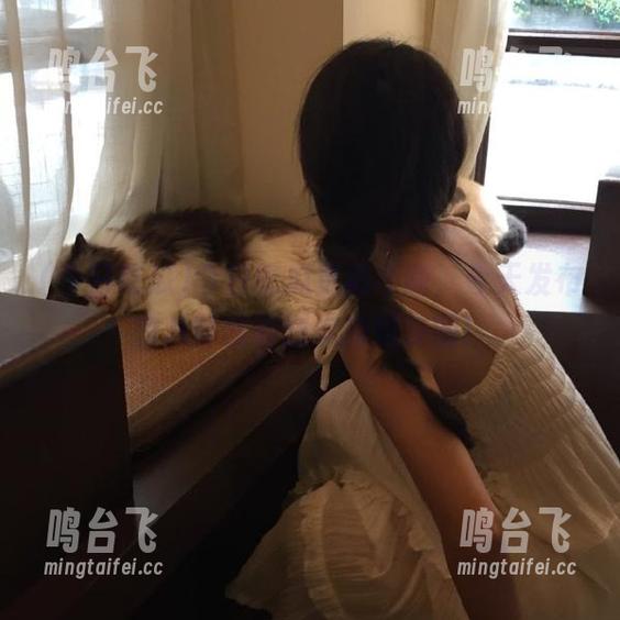 今日吃瓜更新不断，今天发布的八卦能刷爆你的朋友圈！