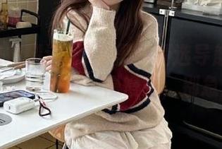 冲哥黑料精选导航上线：一口一个瓜，慢慢来，别急！