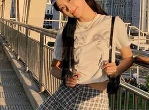 91cg1吃瓜中心苹果版：从此开启我的随时随地瓜吃行，压力全无，玛丽苏都来不及反应！