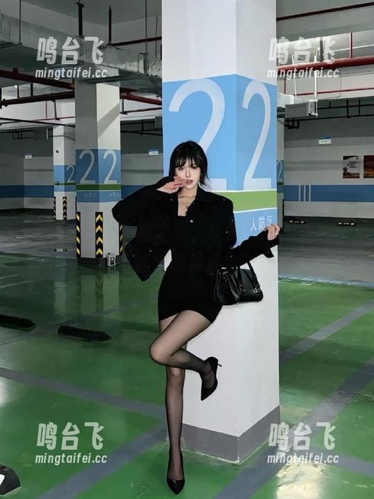 吃瓜福利 链接之后,果然是吃瓜福利!我的快乐源泉找到了!