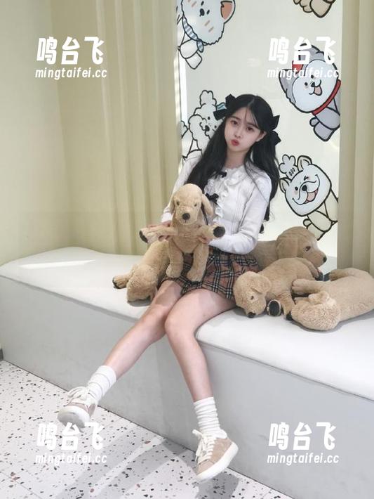 点进来观看，“明星黑料”里的瓜就像运动会的拒绝赛，永无止境！