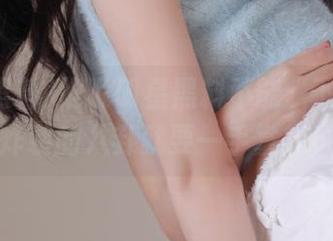 谁说明星黑料不能“下载”？炸裂的八卦就要一手掌握！