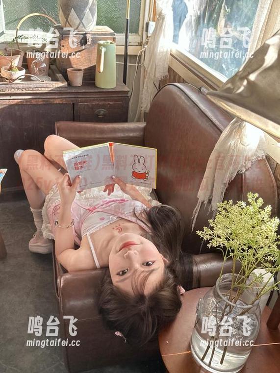 黑料不打烊tttzzz官网版2025v1.0.0：免费送你满满的瓜，养伤也能乐呵！
