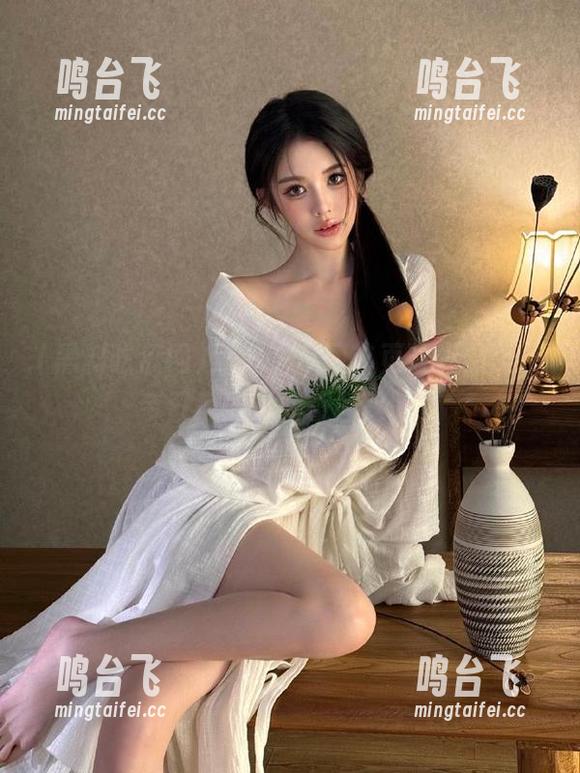 黑料吃瓜网首页线上放送，今日瓜田里的奇妙冒险！