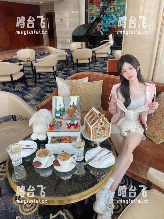 首页在线观看：黑料吃瓜网，成为围观快乐的超级吃瓜群众！