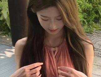 黑料吃瓜网在线，头条中的那些真相故事刹那即逝