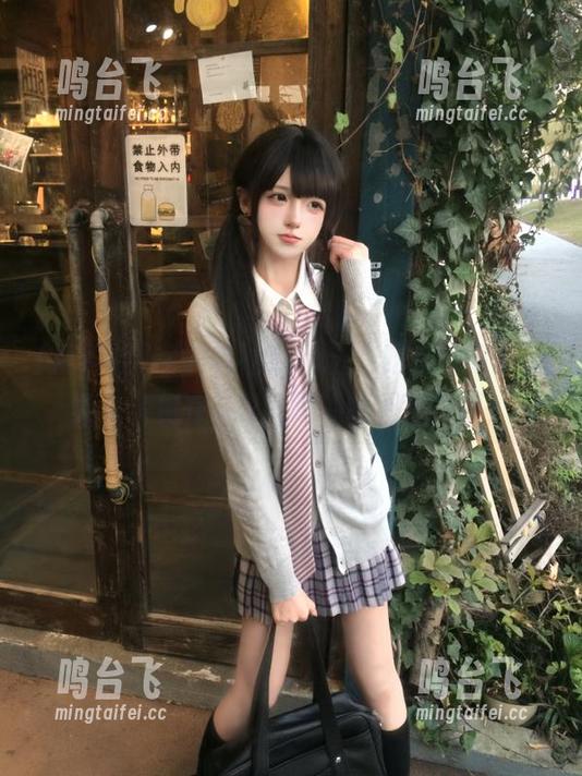 在黑料社app上，吃瓜糗事如果能永久保存...我就是通吃无敌瓜民！