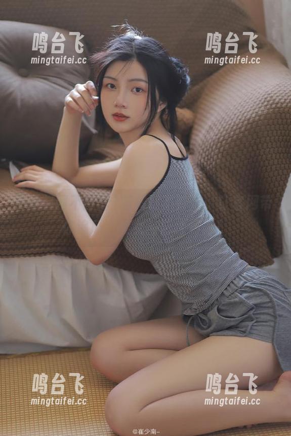 黑料网不打烊，让官网带你追瓜，美女与阴谋齐飞！