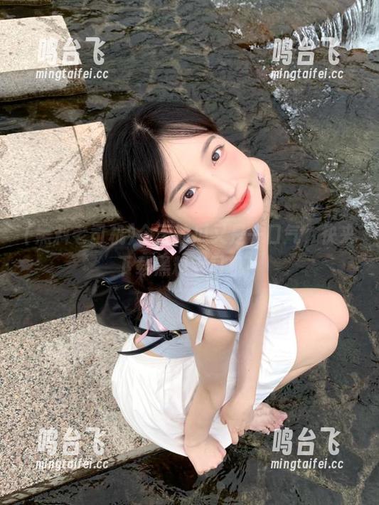 今天的瓜又是一口气，快来下载黑料老司机！